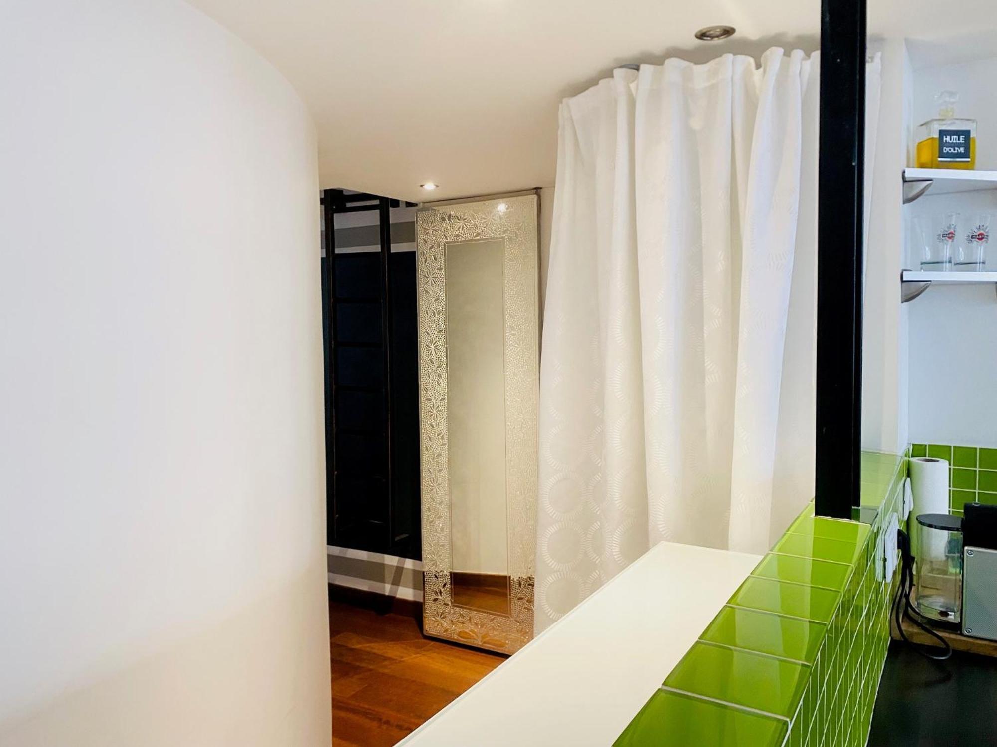 Romantic Apartment Near Le Marais Paris Bagian luar foto